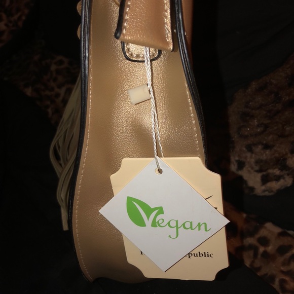 Handbag - Picture 3 of 8